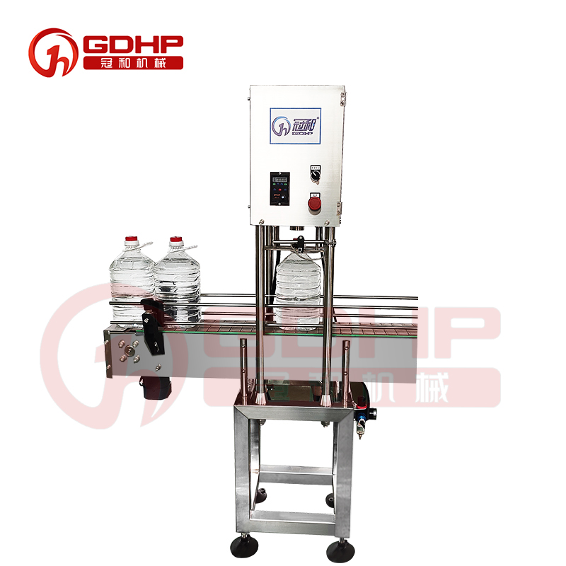 自動壓蓋機(jī)